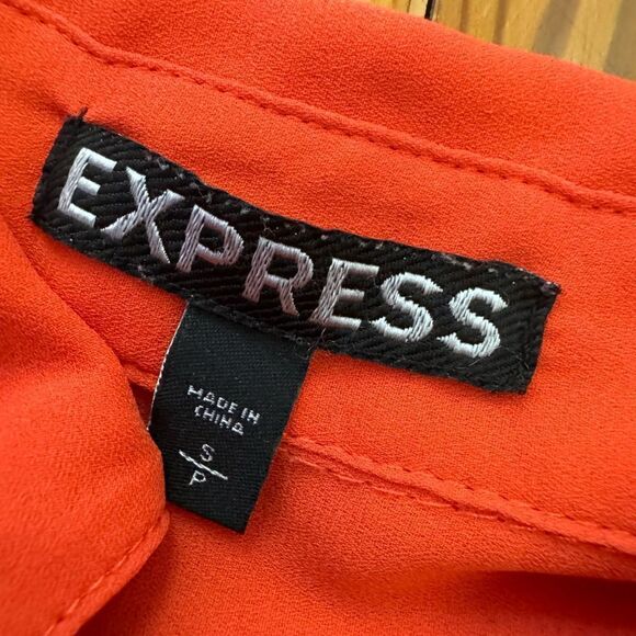 Express Buttondown Shirt - Picture 4 of 6